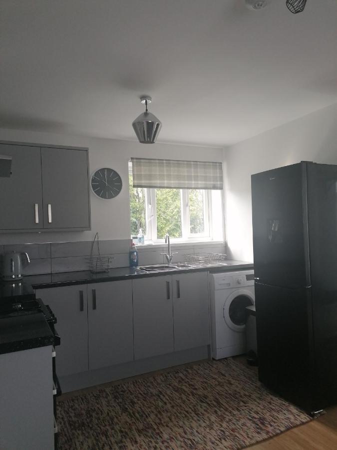 Chota Gher Apartment Widnes Eksteriør bilde